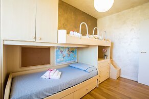 Bright Apartments Desenzano - Cascinale Pool 1