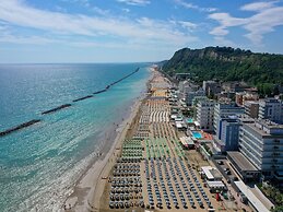 Amadei Hotel Blumen