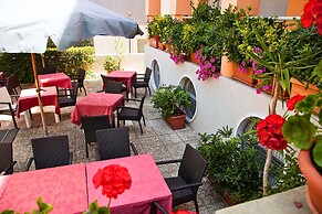 Amadei Hotel Blumen
