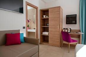 You & Me Beach Hotel