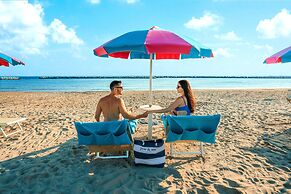 You & Me Beach Hotel