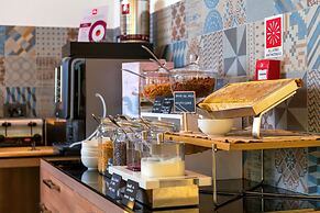 You & Me Beach Hotel