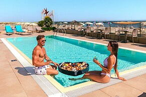 You & Me Beach Hotel