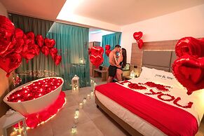 You & Me Beach Hotel