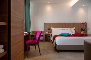 You & Me Beach Hotel