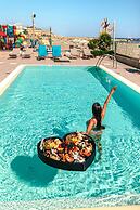 You & Me Beach Hotel