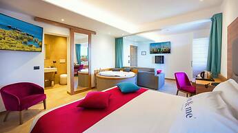 You & Me Beach Hotel