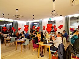 You & Me Beach Hotel