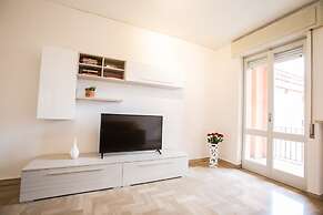 Bright Apartments Desenzano - La Quiete Lake View