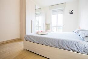 Bright Apartments Desenzano - La Quiete Lake View