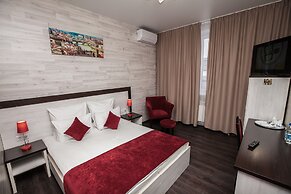 Fox Hotel