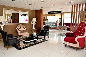 Business Grand Hotel