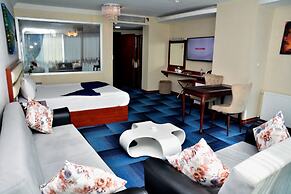 Business Grand Hotel