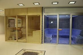 Business Grand Hotel