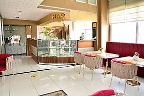 Business Grand Hotel