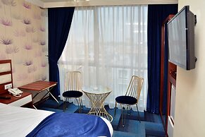 Business Grand Hotel