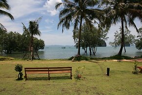 Tha Lane Bay Villa