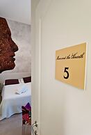 Artistic Charming House