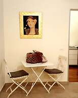 Artistic Charming House