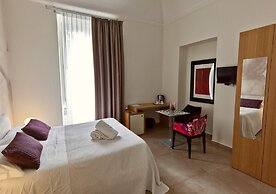 Artistic Charming House