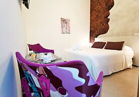 Artistic Charming House