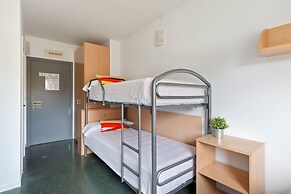 Residencia Universitaria Resa Tomás Alfaro Fournier - Centro Adscrito