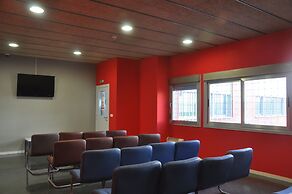 Residencia Universitaria Resa Tomás Alfaro Fournier - Centro Adscrito