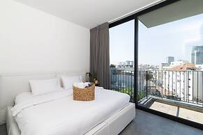 Mr. Allenby - By TLV2GO