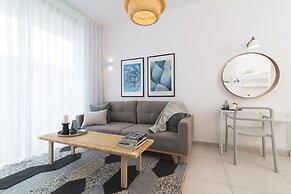 Mr. Allenby - By TLV2GO