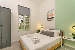 Mr. Allenby - By TLV2GO