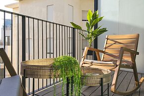 Mr. Allenby - By TLV2GO