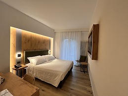 Hotel America
