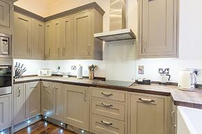 City Visits - Mint Drive