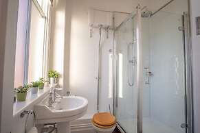 City Visits - Mint Drive