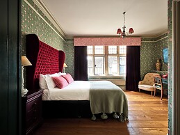 The Old Bell Hotel