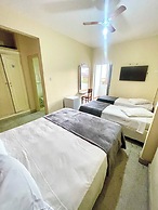 Hotel Alvorada Palace