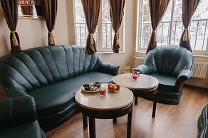 Chateau Vaptzarov Hotel