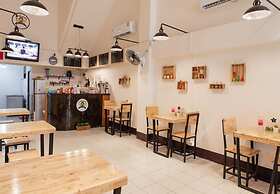 Starnong Café & Hostel