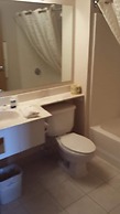 AmericInn by Wyndham Madison SD