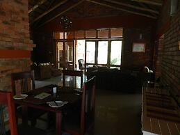 Kutandara Lodges