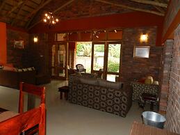 Kutandara Lodges