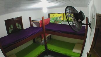 Hostel FreeDive Inn