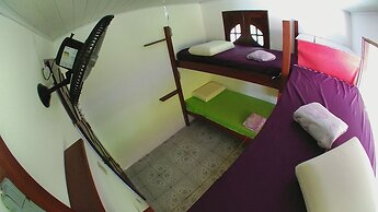 Hostel FreeDive Inn
