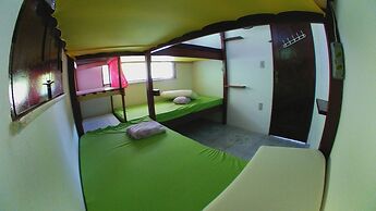 Hostel FreeDive Inn