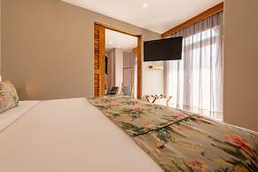 Townhouse Boutique Hotel