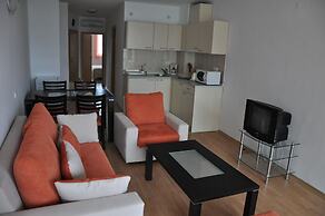 Sunny Holiday Apartments