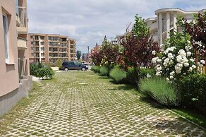 Sunny Holiday Apartments