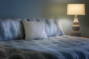 Inn Of The Lost Coast