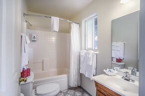 Inn Of The Lost Coast