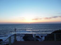 Inn Of The Lost Coast